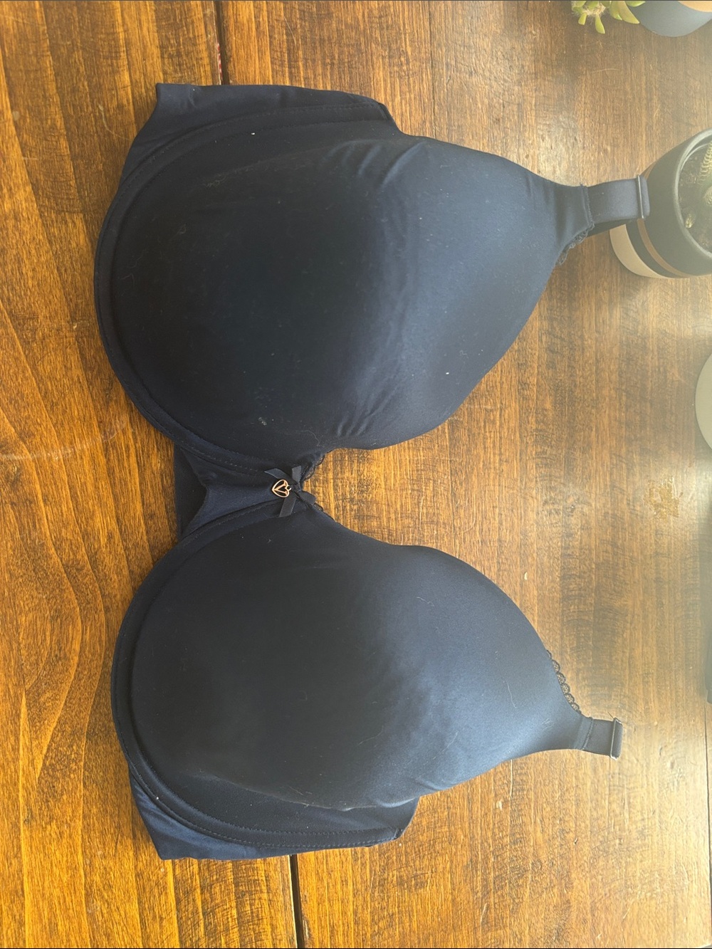 Victoria's Secret Navy Smooth T-Shirt Bra